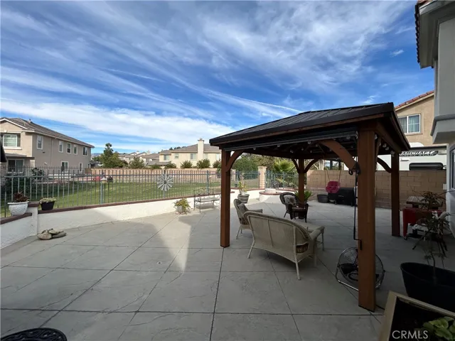 16414 Empire Lakes Court, Fontana, California 92336
