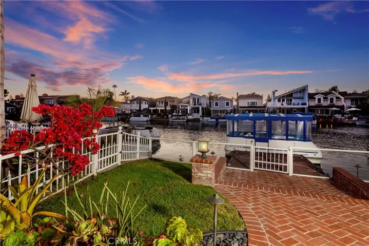 21885 Winnebago Lane, Lake Forest, California 92630