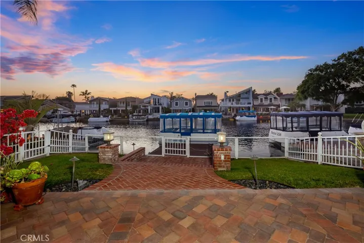 21885 Winnebago Lane, Lake Forest, California 92630