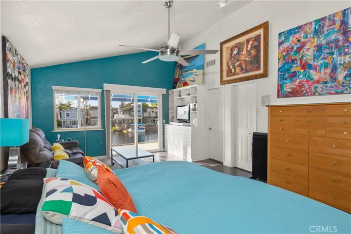 21885 Winnebago Lane, Lake Forest, California 92630