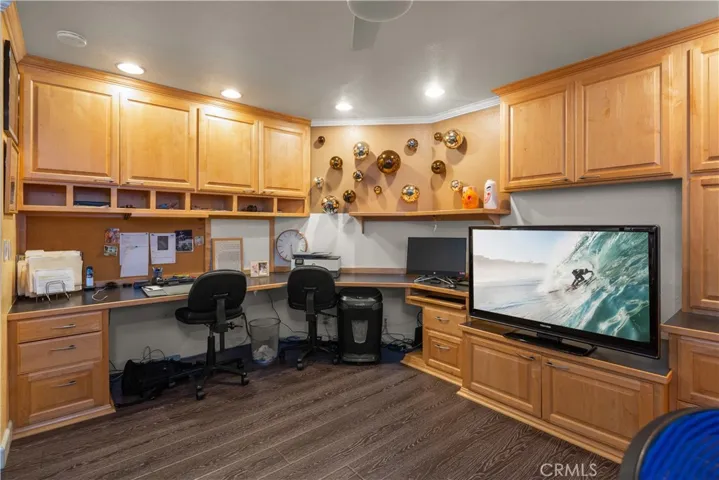 21885 Winnebago Lane, Lake Forest, California 92630