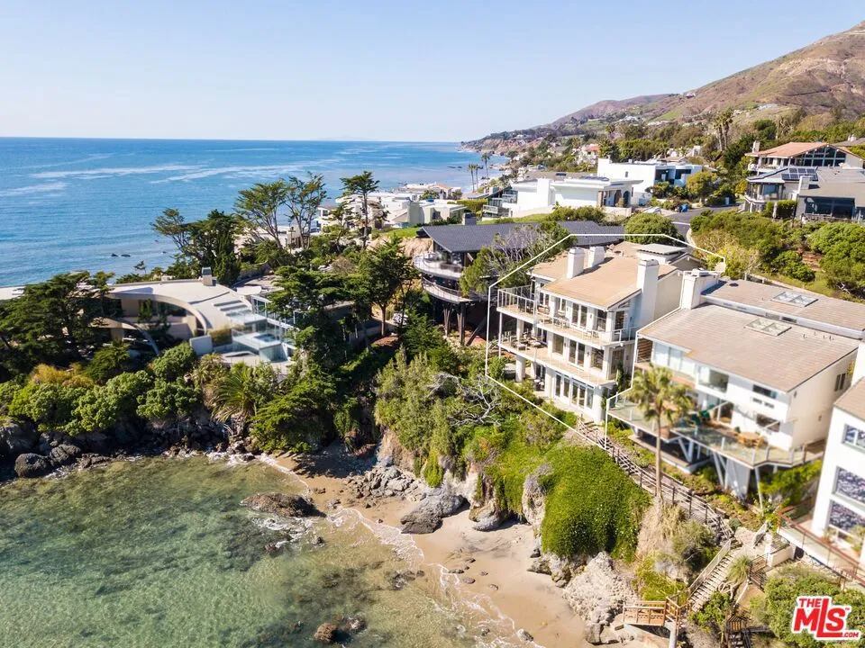 31532 Victoria Point Road, Malibu, California 90265, 4 Bedrooms Bedrooms, ,5 BathroomsBathrooms,Residential,For Sale,Victoria Point,24456669