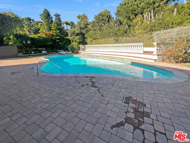 2415 Rue Le Charlene, Rancho Palos Verdes, California 90275