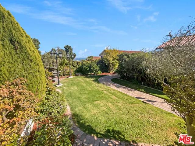 2415 Rue Le Charlene, Rancho Palos Verdes, California 90275