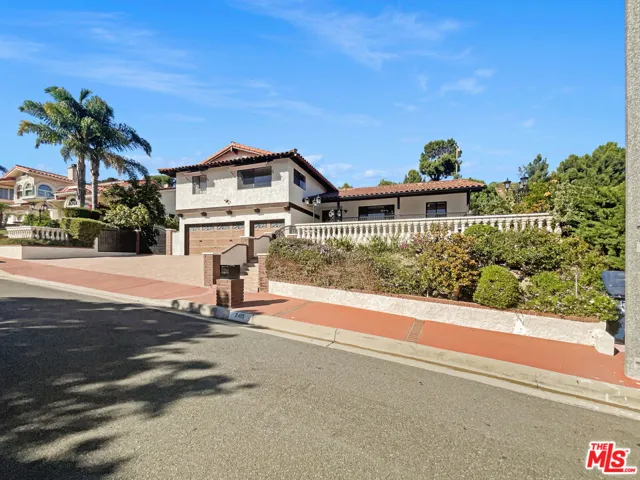 2415 Rue Le Charlene, Rancho Palos Verdes, California 90275