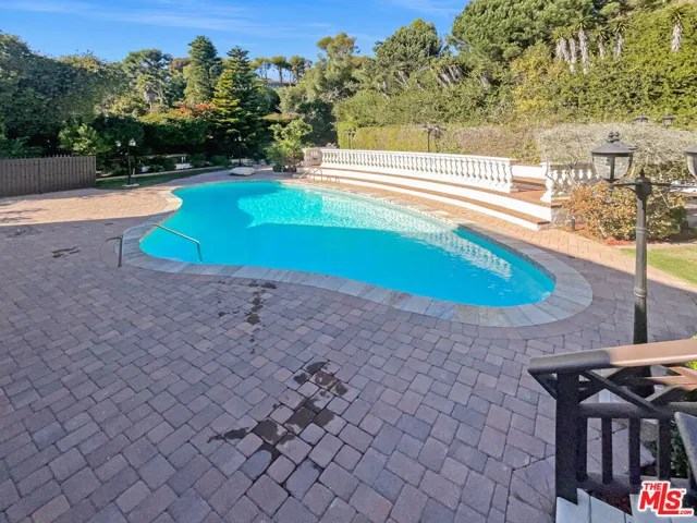 2415 Rue Le Charlene, Rancho Palos Verdes, California 90275