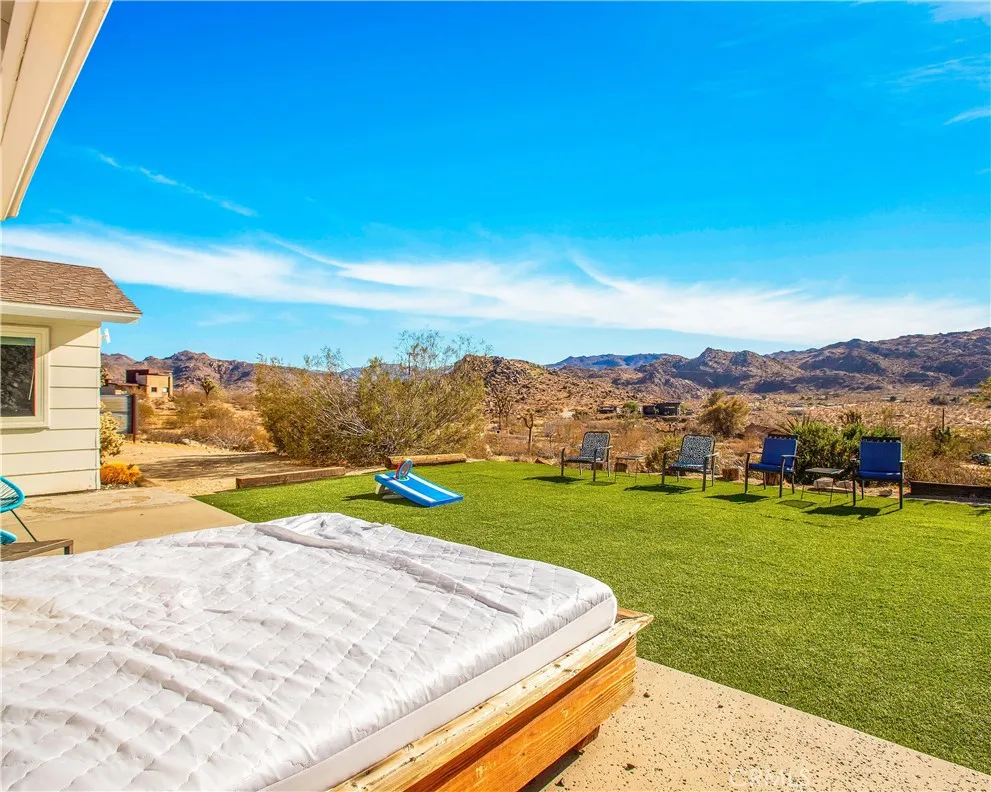 63054 Rocking Chair Road, Joshua Tree, California 92252 home-pic-11