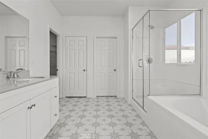 7556 Nectarsweet Drive, Riverside, California 92507