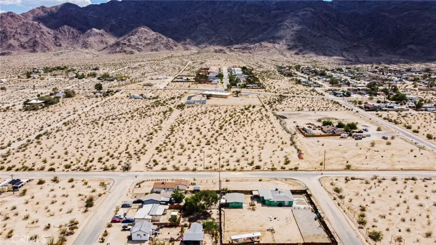 72771 Old Dale Road, 29 Palms, California 92277