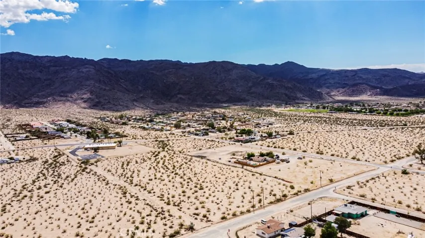 72771 Old Dale Road, 29 Palms, California 92277