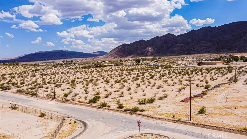 72771 Old Dale Road, 29 Palms, California 92277