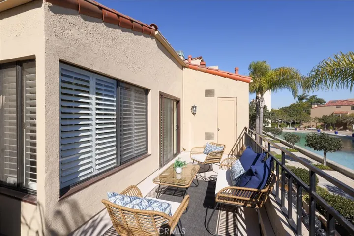16476 Bordeaux Lane 214, Huntington Beach, California 92649