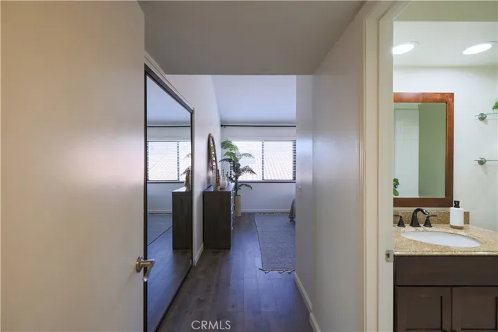 16476 Bordeaux Lane 214, Huntington Beach, California 92649