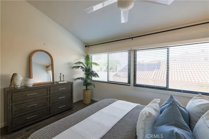16476 Bordeaux Lane 214, Huntington Beach, California 92649