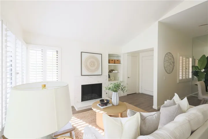 16476 Bordeaux Lane 214, Huntington Beach, California 92649