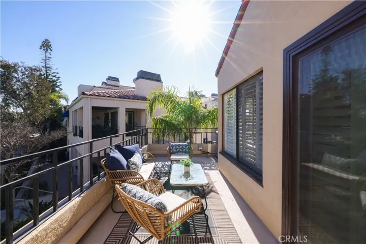16476 Bordeaux Lane 214, Huntington Beach, California 92649