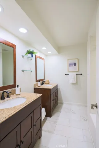 16476 Bordeaux Lane 214, Huntington Beach, California 92649