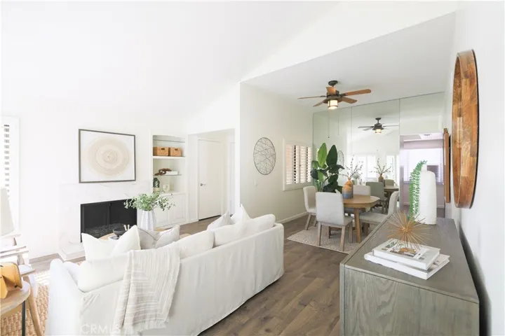 16476 Bordeaux Lane 214, Huntington Beach, California 92649