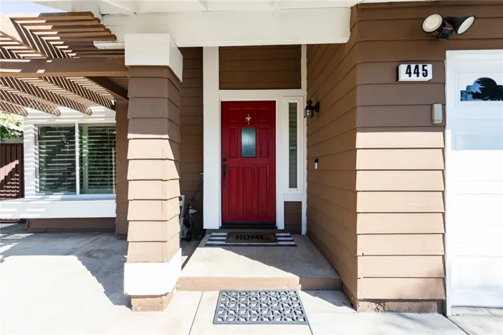 445 Yellowstone Circle, Corona, California 92879