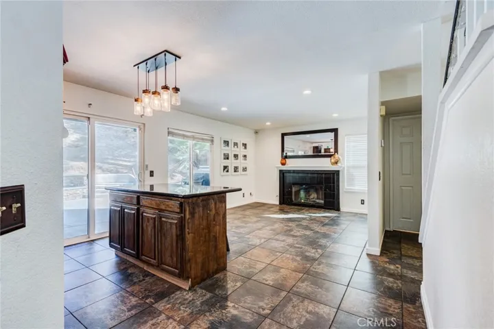 445 Yellowstone Circle, Corona, California 92879