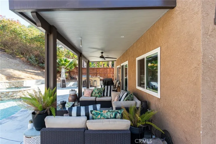 445 Yellowstone Circle, Corona, California 92879