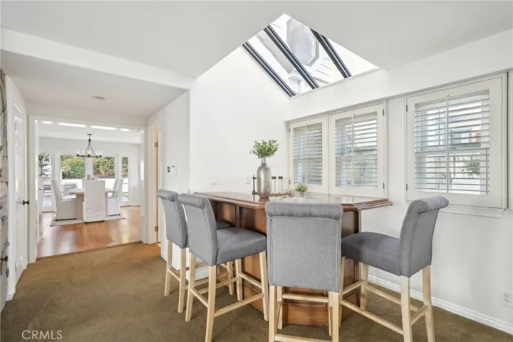 6 Village Circle, Manhattan Beach, California 90266