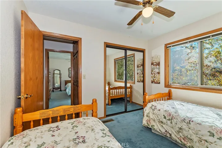 118 Moreno Lane, Sugarloaf, California 92386