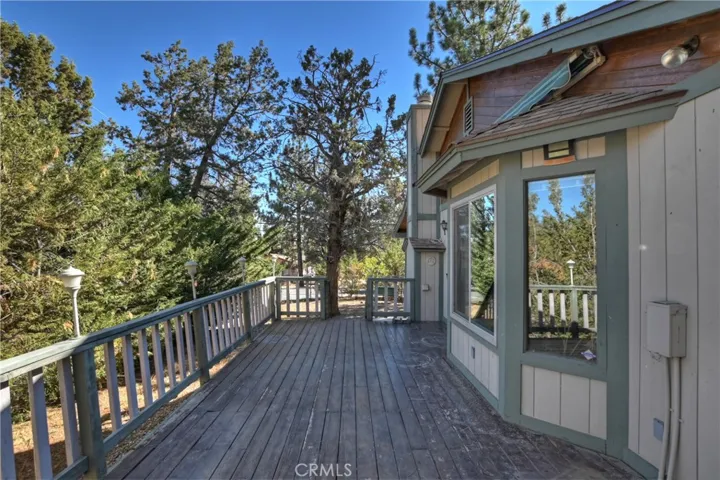 118 Moreno Lane, Sugarloaf, California 92386