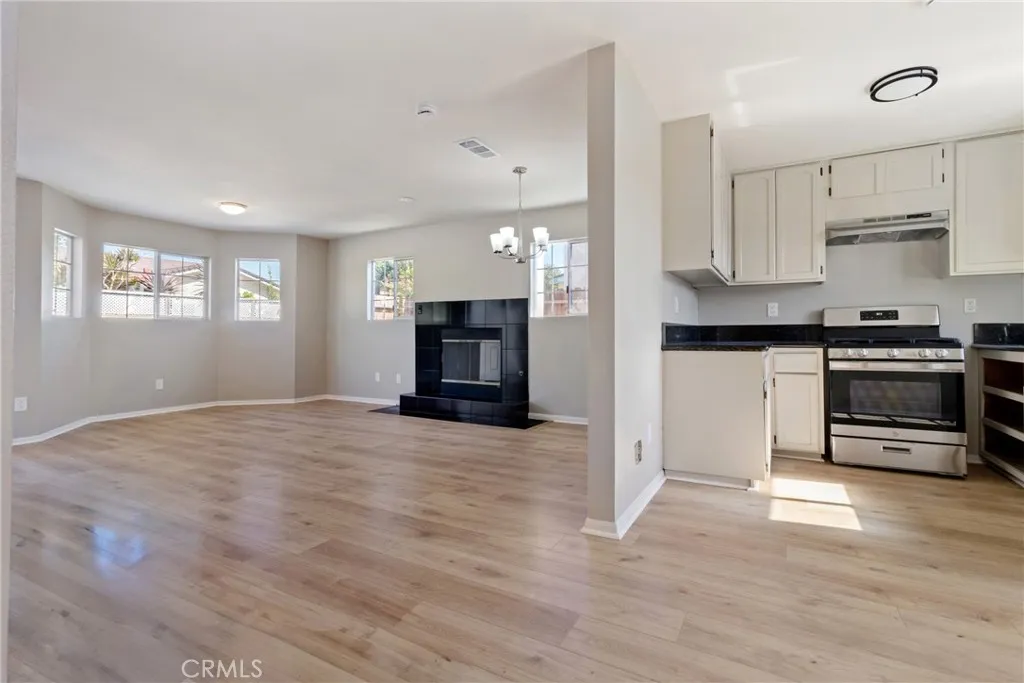 21452 Vera Street, Carson, California 90745 home-pic-12