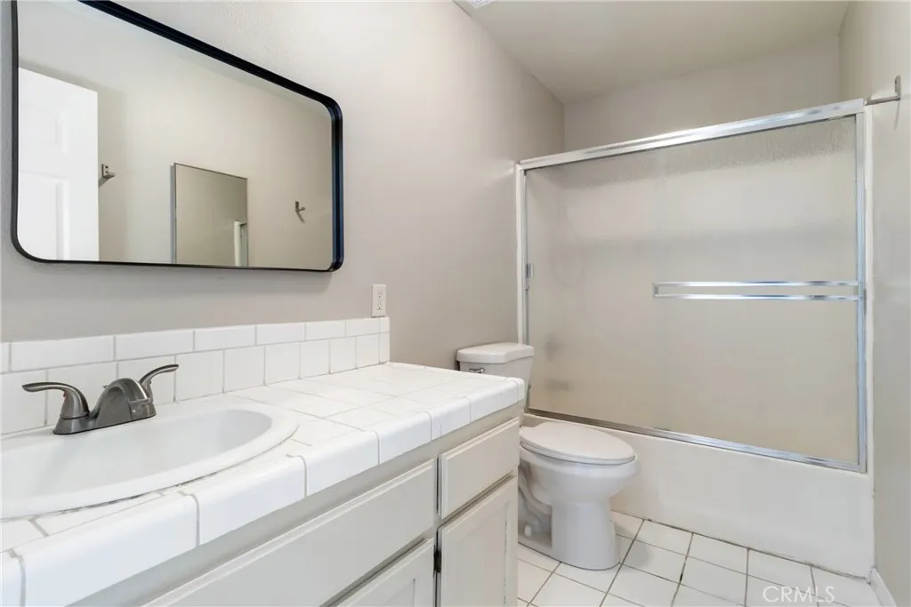 21452 Vera Street, Carson, California 90745 home-pic-21