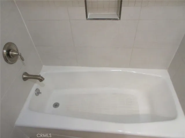 2bd/1ba unit