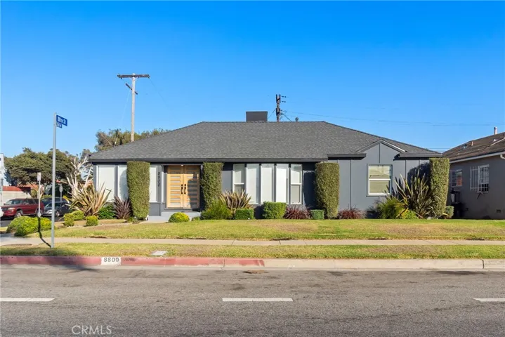8800 S Van Ness Avenue, Los Angeles, California 90047