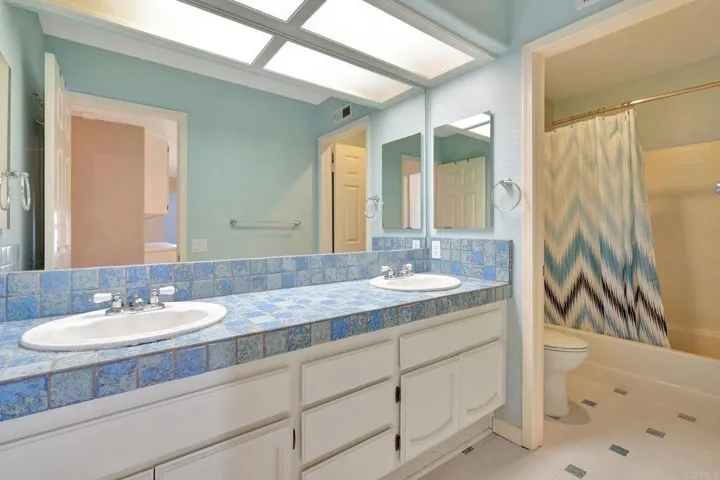 Upstairs bathroom