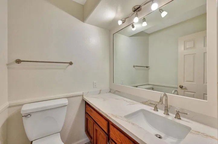 Downstairs full bathroom