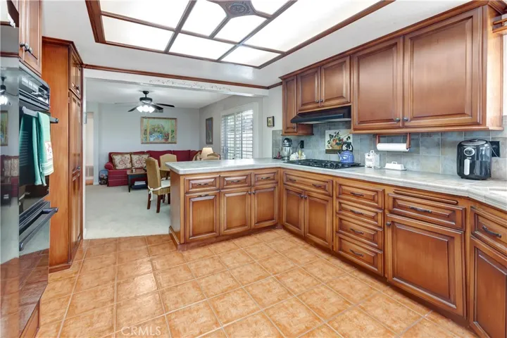 613 Calle Hidalgo, San Clemente, California 92673