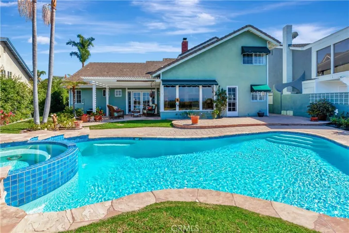 613 Calle Hidalgo, San Clemente, California 92673