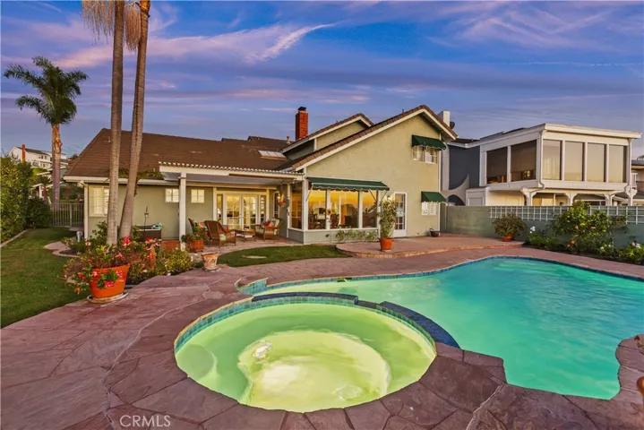 613 Calle Hidalgo, San Clemente, California 92673