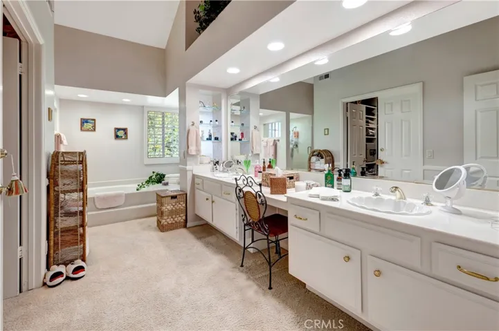 613 Calle Hidalgo, San Clemente, California 92673