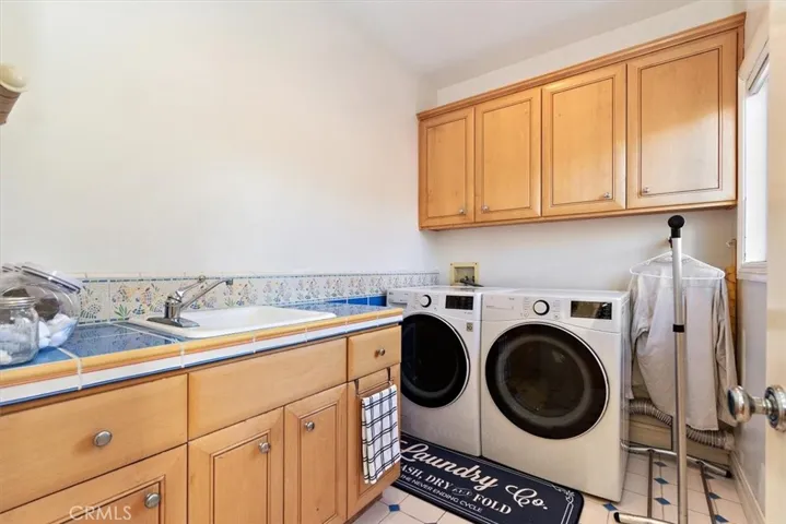 216 Morningside Drive, Manhattan Beach, California 90266