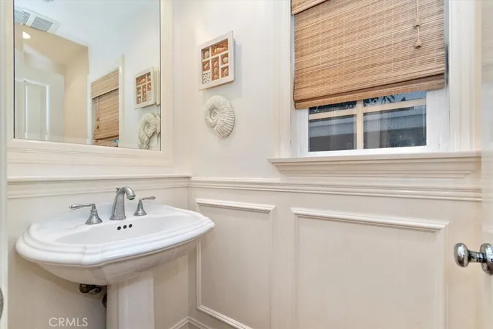 216 Morningside Drive, Manhattan Beach, California 90266