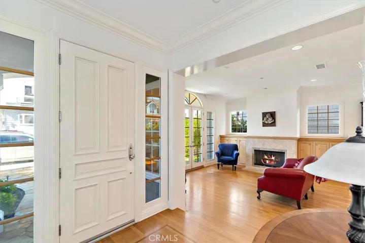 216 Morningside Drive, Manhattan Beach, California 90266