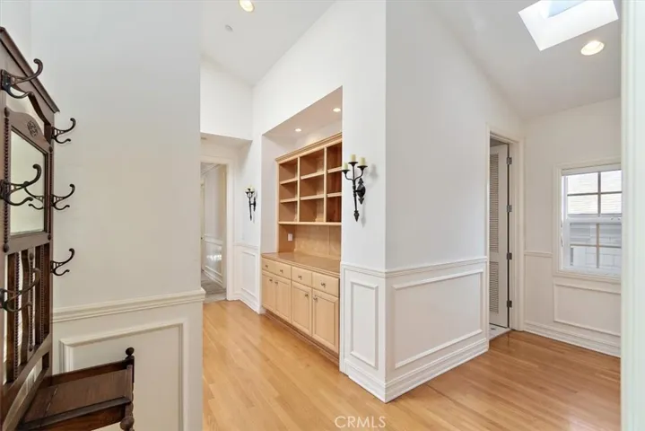 216 Morningside Drive, Manhattan Beach, California 90266