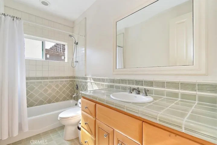 216 Morningside Drive, Manhattan Beach, California 90266