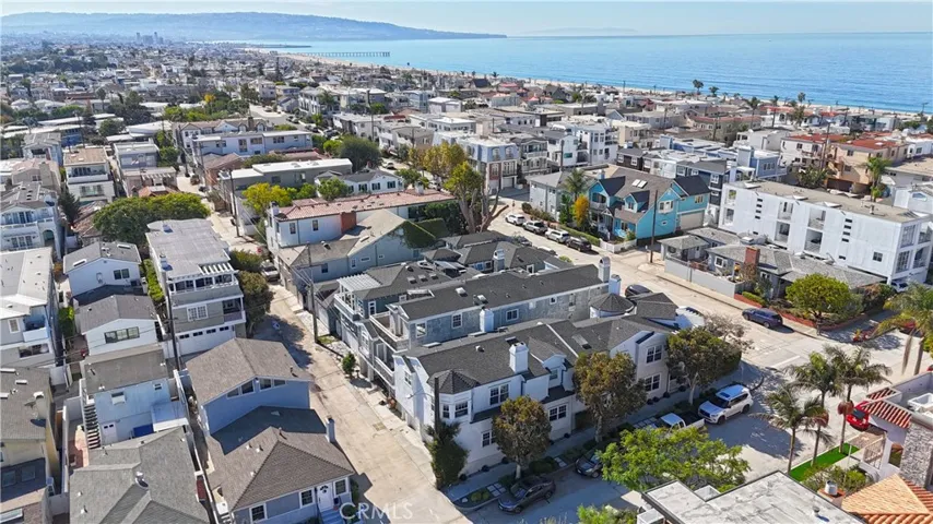 216 Morningside Drive, Manhattan Beach, California 90266