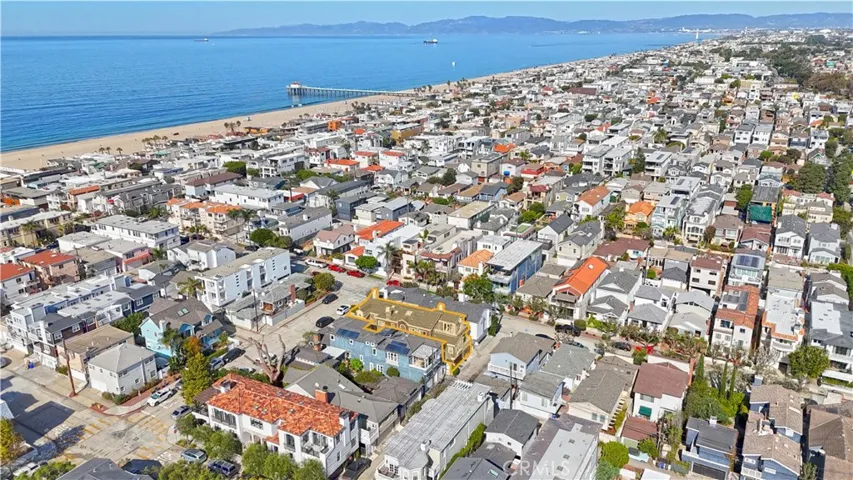 216 Morningside Drive, Manhattan Beach, California 90266