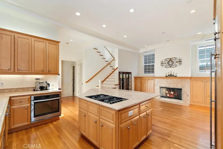 216 Morningside Drive, Manhattan Beach, California 90266