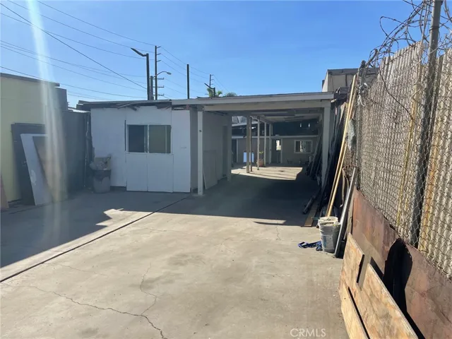 10322 Hawthorne Boulevard, Inglewood, California 90304
