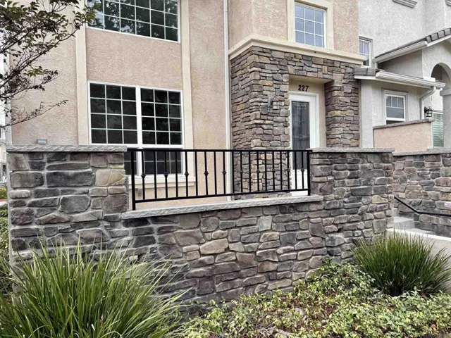 227 Vermont Ct., El Cajon, California 92020