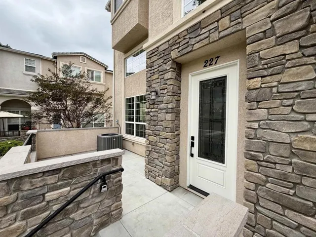 227 Vermont Ct., El Cajon, California 92020