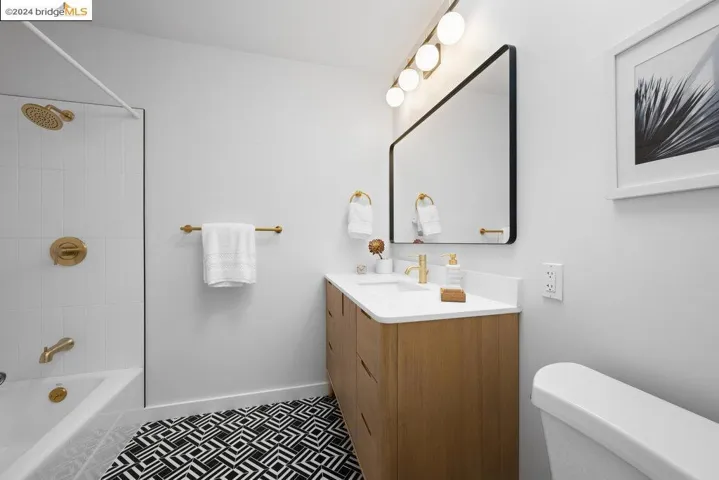 136 Majestic Ave, San Francisco, California 94112